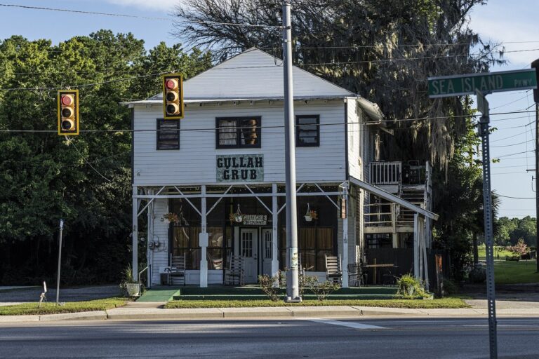 New NC Crypto Kiosk Law Sets Limits as Scam Losses Climb